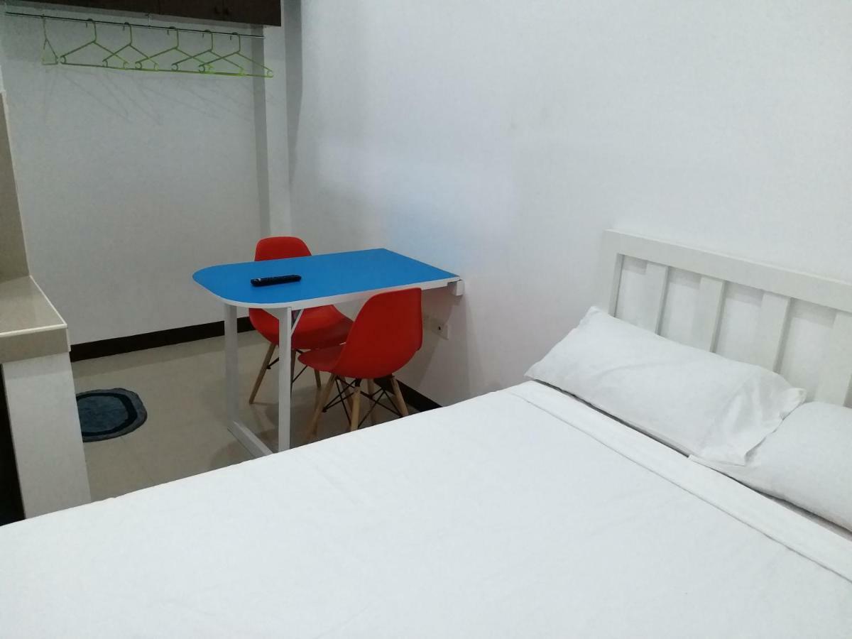 Clark-Pad Inn, Angeles City Ngoại thất bức ảnh
