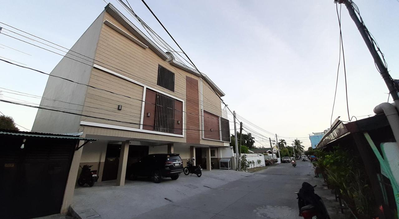 Clark-Pad Inn, Angeles City Ngoại thất bức ảnh